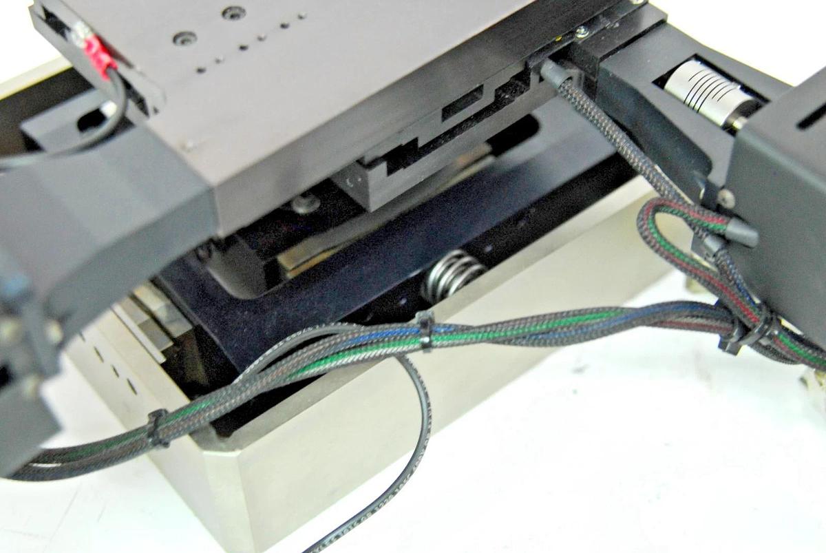 Used Veeco WYKO NT1100 Optical Profiling System - Motorized X/Y Tip/Tilt Sample Stage