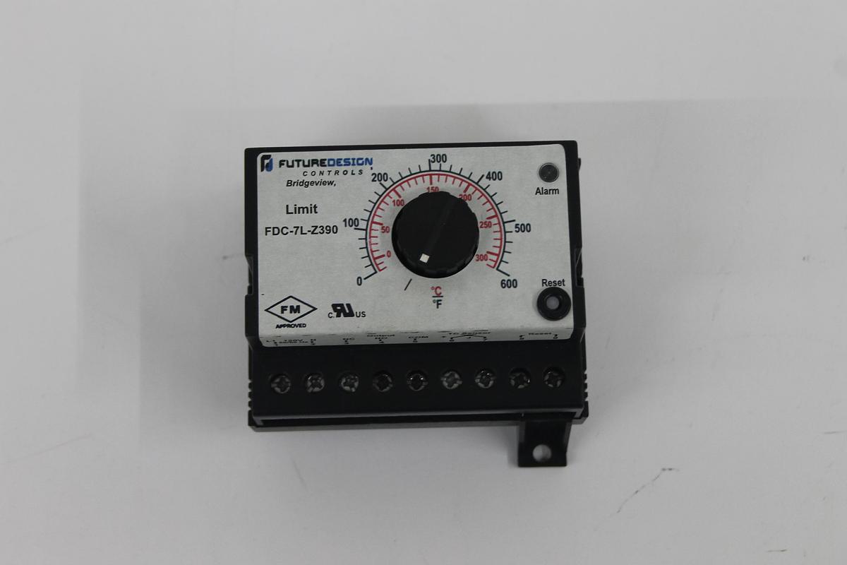 Used Future Design Controls FDC-7L-Z390 Temperature Controller