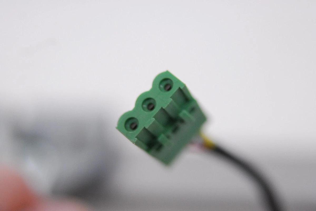 Used Hettich E2665 Lid Lock/Latch Assembly - 1401-01 Universal 320