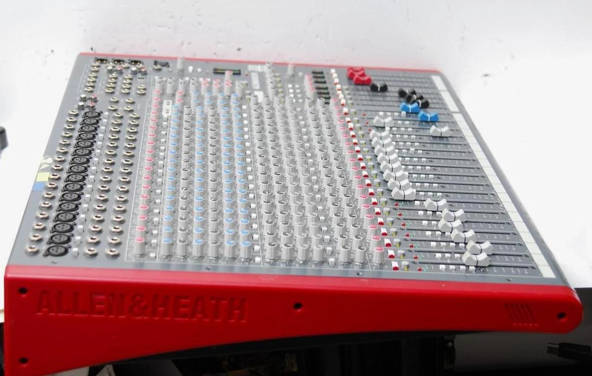 Used Allen & Heath ZED-420 16-Channel Mixer