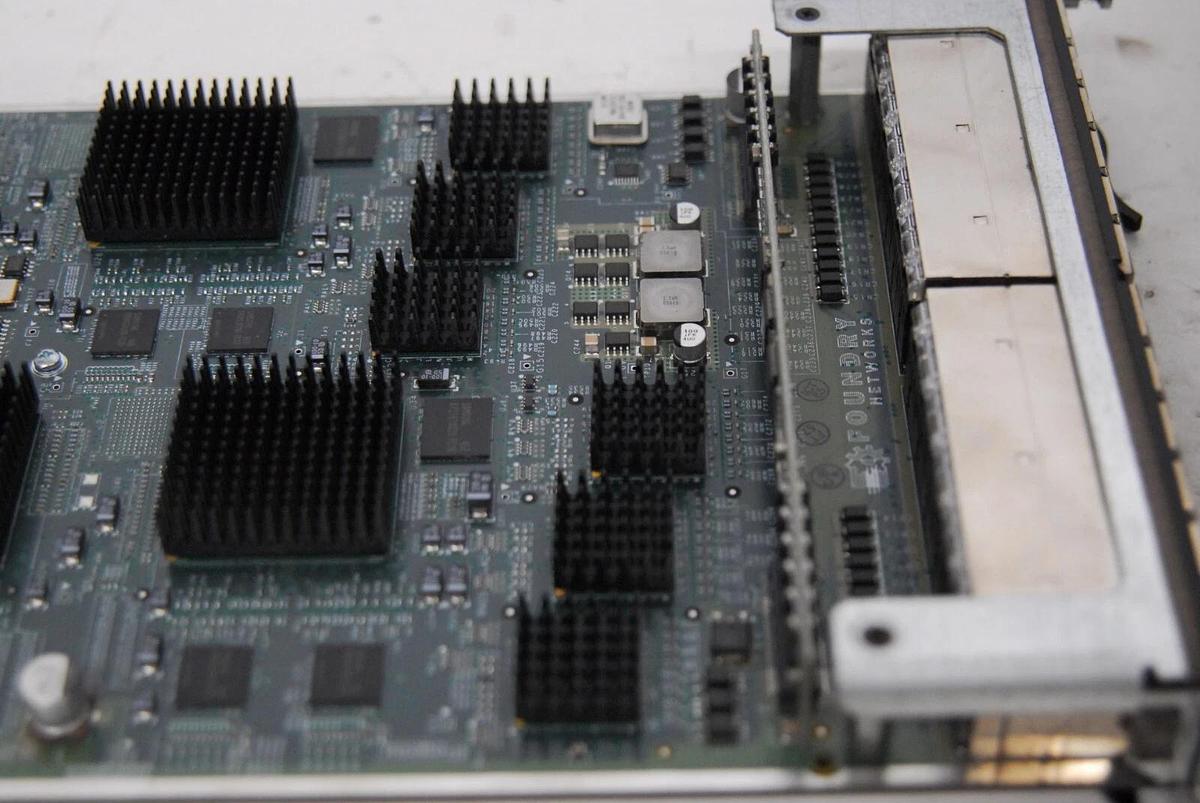 Used Foundry Networks FI424P 31529-101A FastIron SuperX 24-port Ethernet Module