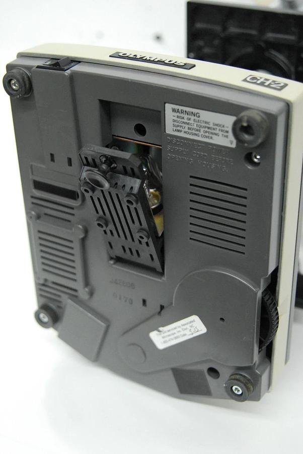 Used Olympus CH-2 CHT Binocular Microscope W/ E A4x/10x/40x Objectives