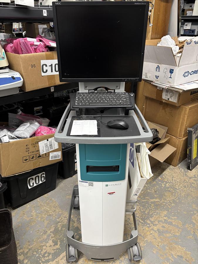 Used St Judes ILUMIEN Intravascular Imaging Therapy Guidance System FFR OCT