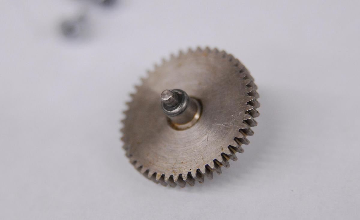 Used Olympus BH-2 Microscope Fine Focus Gear Assembly