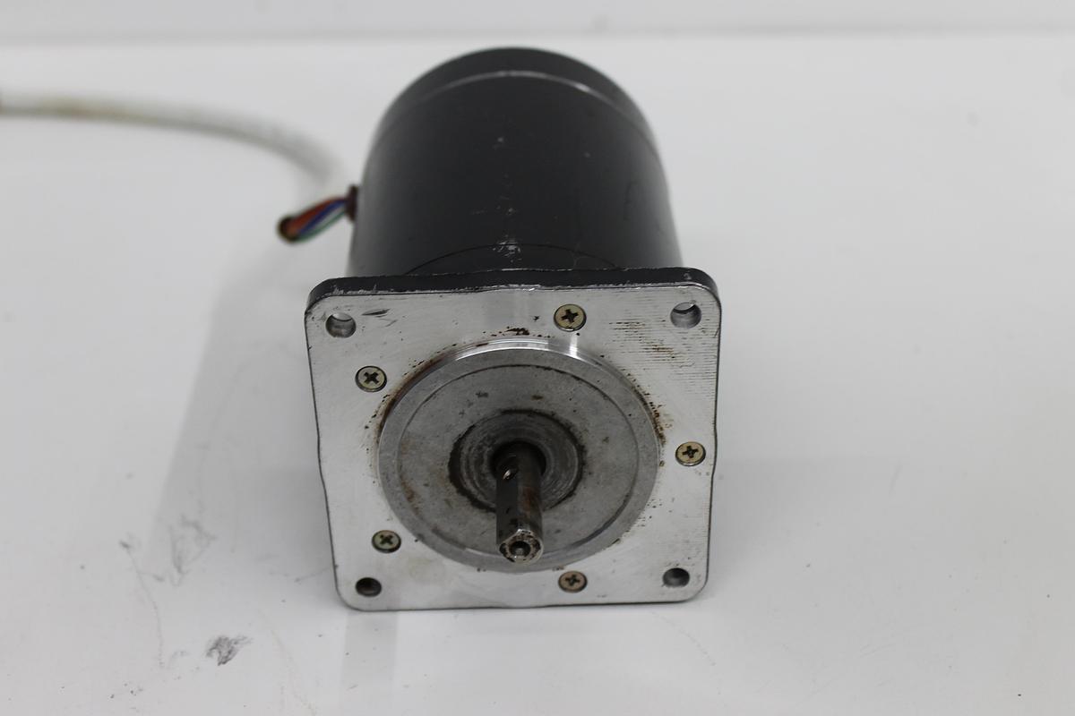 Used Vexta PH5913-A Stepping Motor