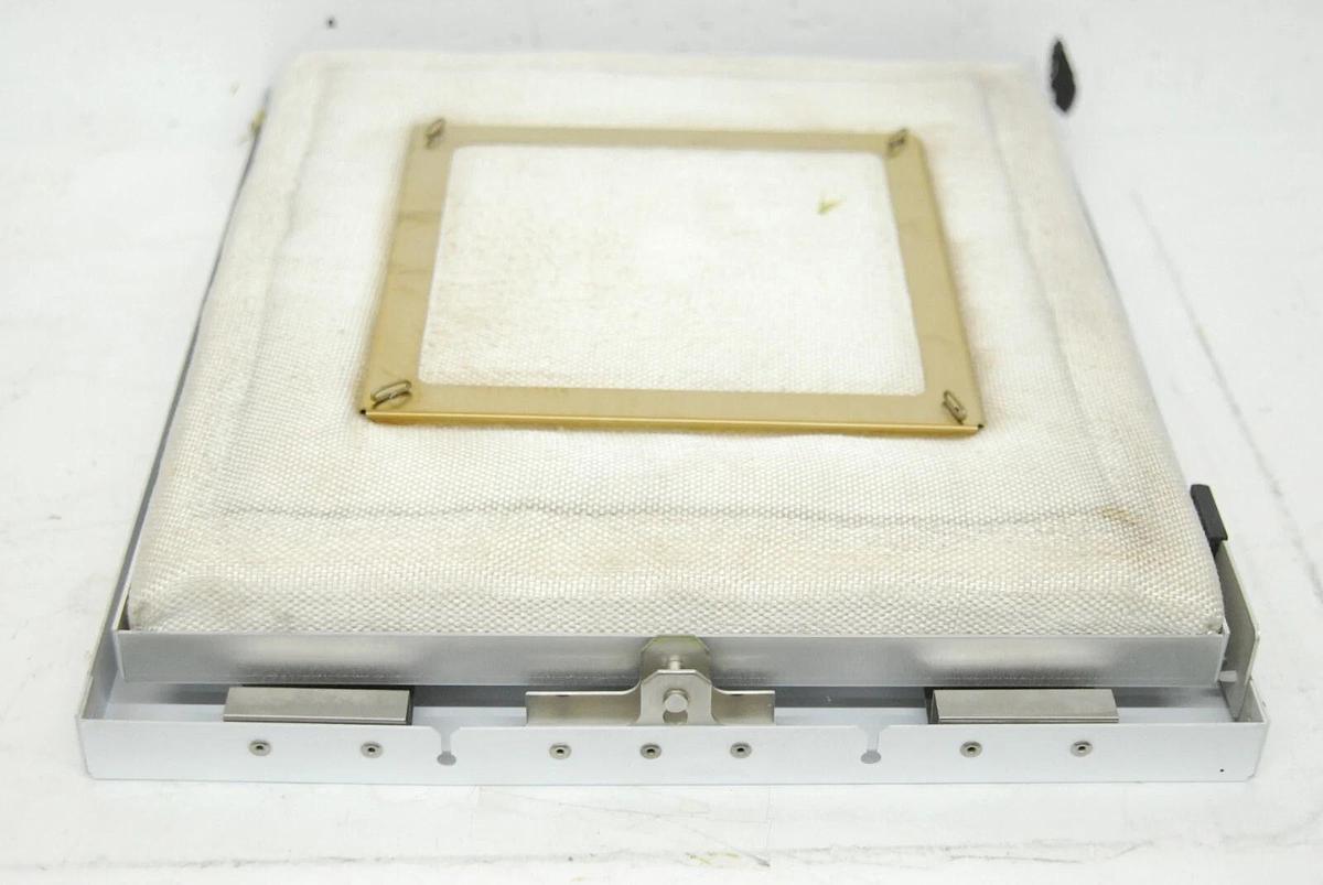 Used Agilent Agilent G1530-60815 Oven Door  (6890N G1540N GC)