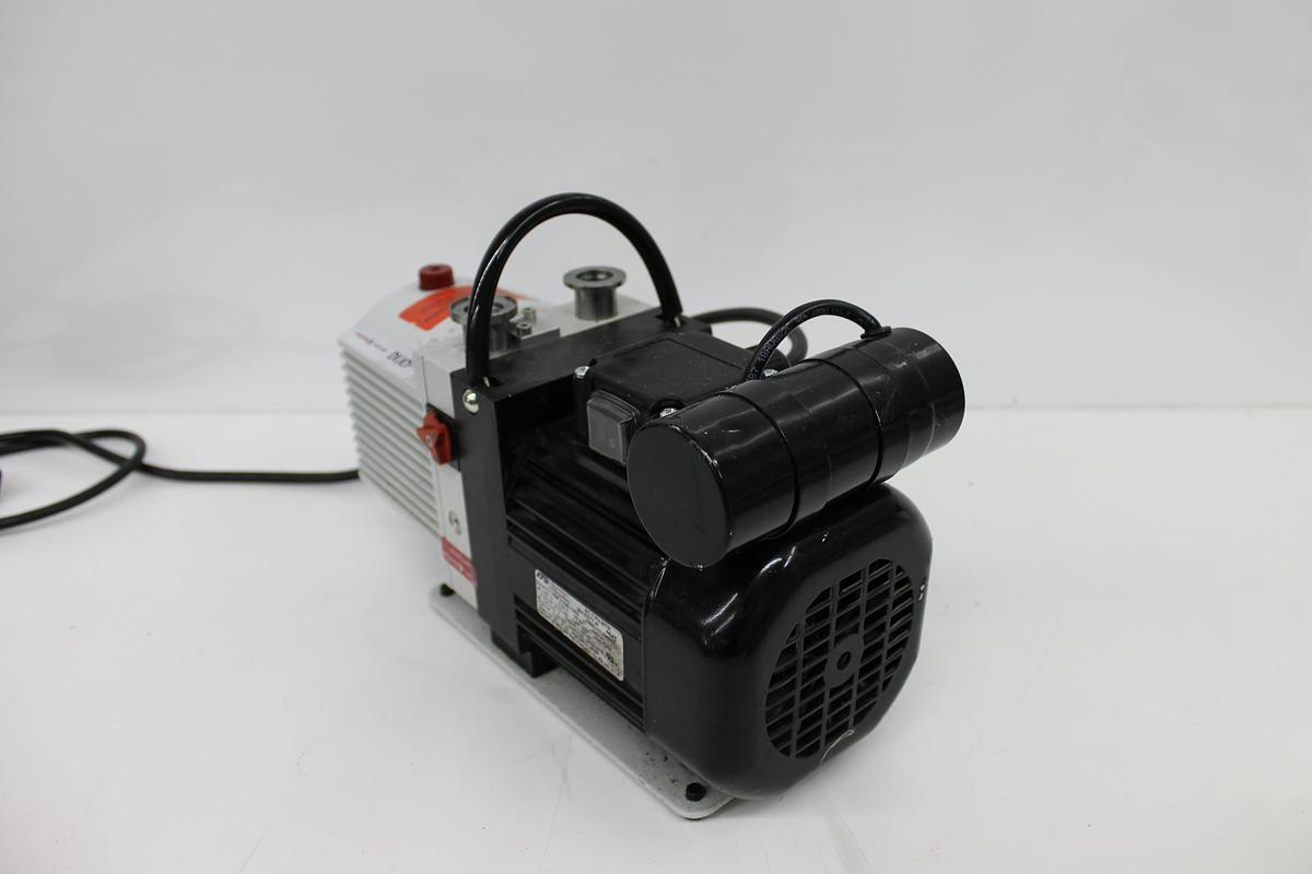 Used Pfeiffer DUO 3 PK D41 062 H Vacuum Pump
