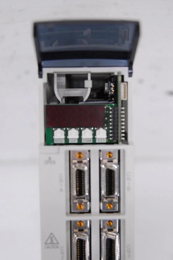 Used Mitsubishi MELSERVO MR-J2S-20A1 AC Servo Drive Amplifier 200W 170V 0-360Hz 1.5A