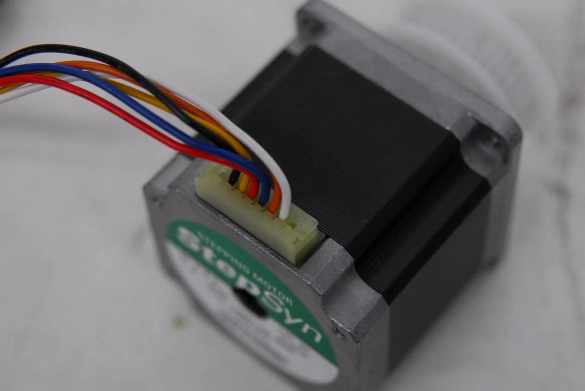 Used Sanyo Denki 103H7123-0655 Stepper Motor (FujiFilm LAS-3000)