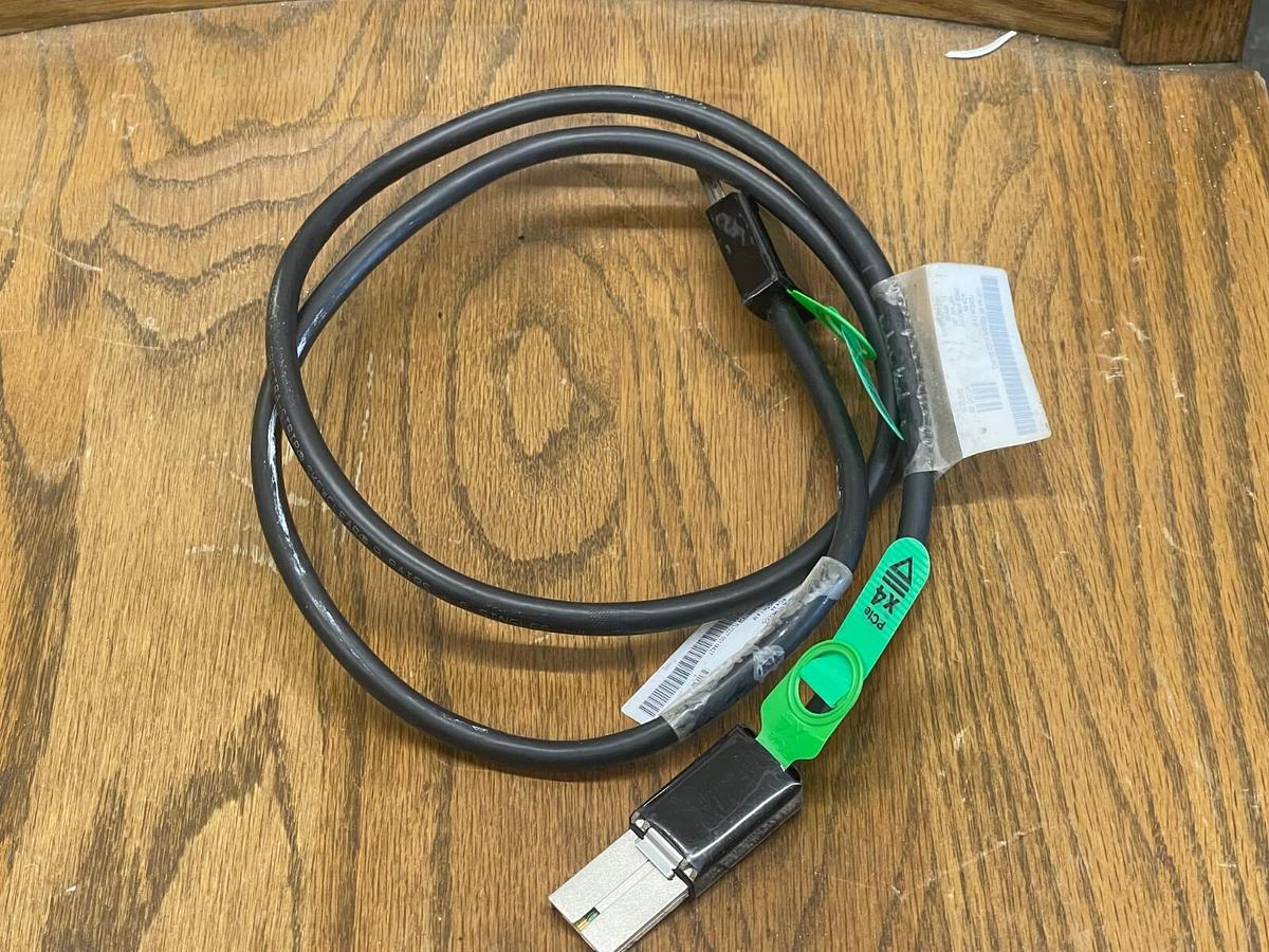 Used IBM 45W1938 1.4M PCIE X4 CABLE