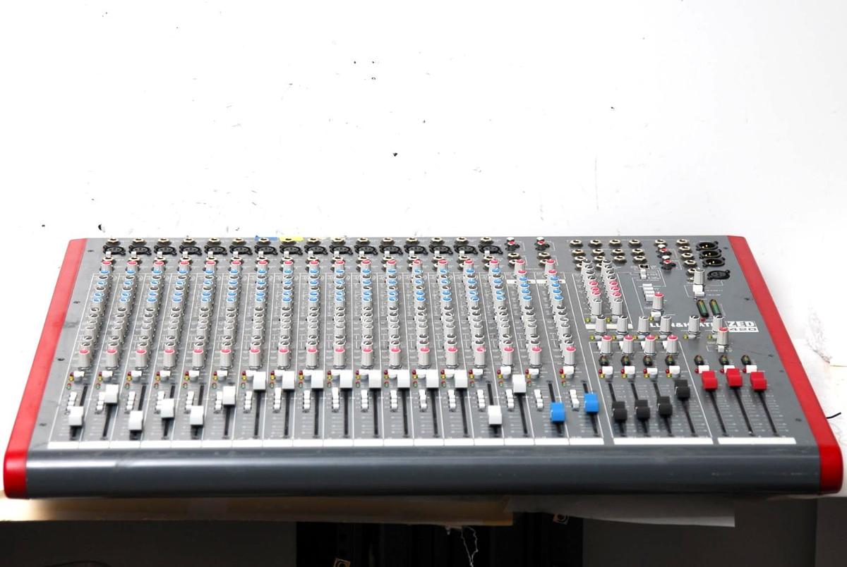 Used Allen & Heath ZED-420 16-Channel Mixer