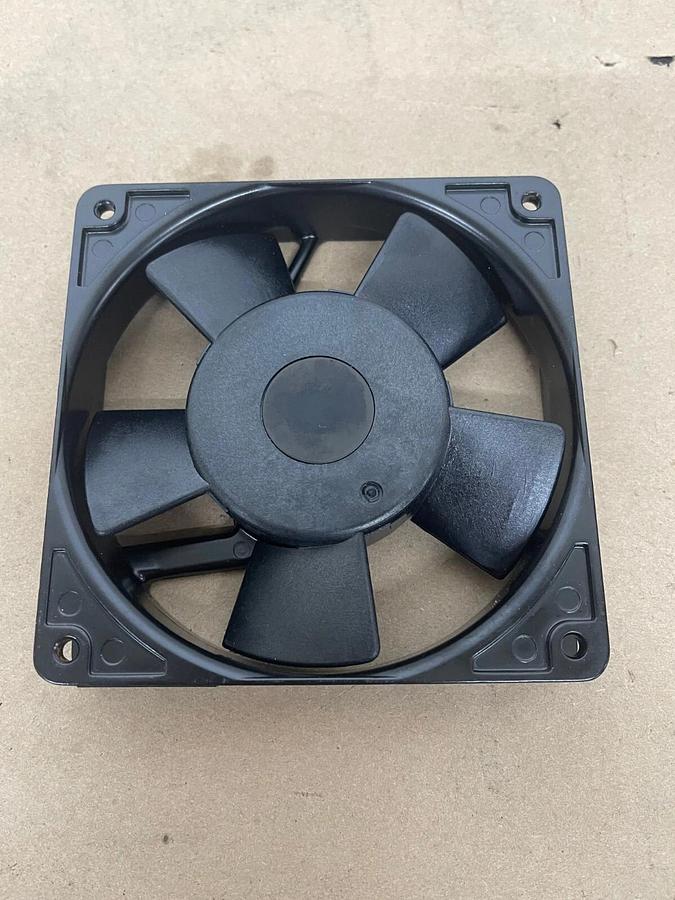 Used Royal Fan UT125A AC220V 14/12W 12CM aluminum frame cooling fan