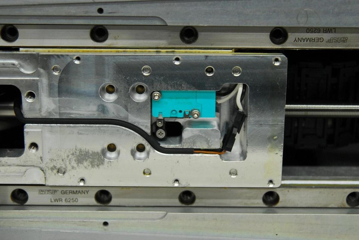 Used Anton Paar Vertical Motor Housing W/ Motor,Cables, Screws (Physica MCR 501)