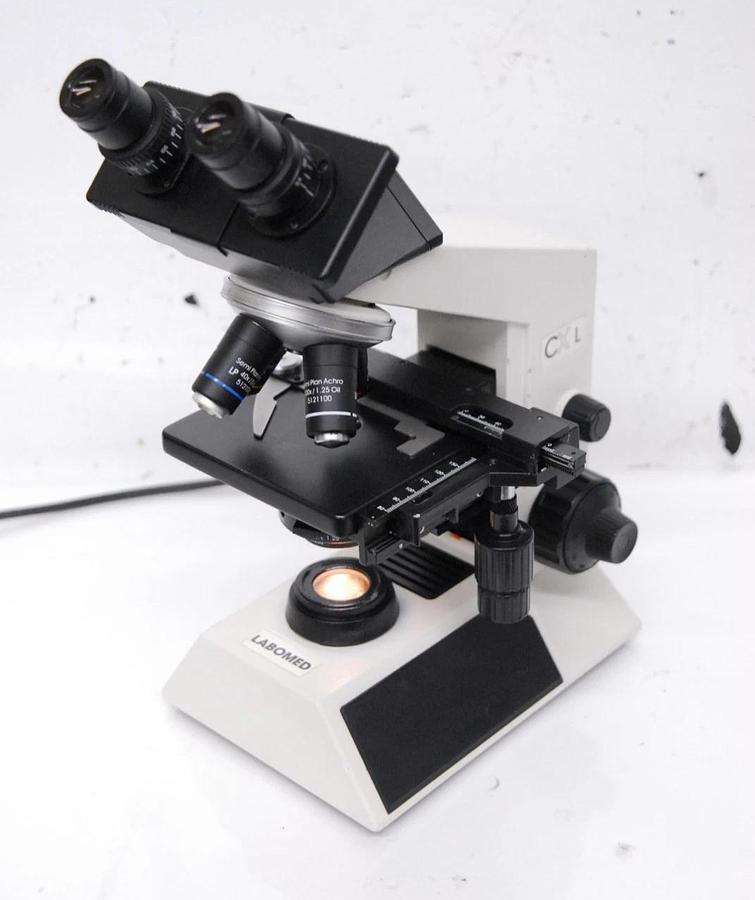 Used Labomed CX L Binocular Microscope W/ 4/10/40/100x Semi Plan Achro Objectives