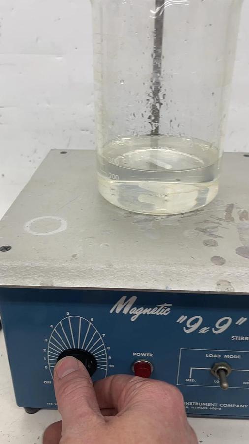 Used Cole-Parmer 4815 9"x9" Magnetic Stirrer