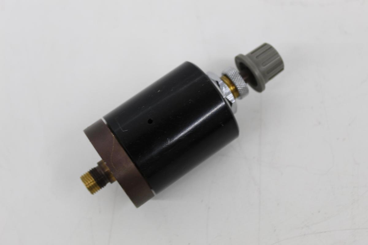 Used Shimadzu 221-41463-91 Manual Pressure Regulator Bellows Valve GC-17A
