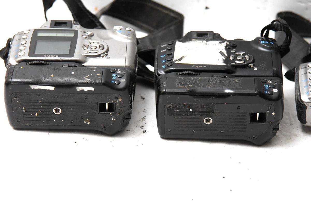 Used Canon EOS Digital Rebel DSLR Lot of 4 with 2 Battery Grips
