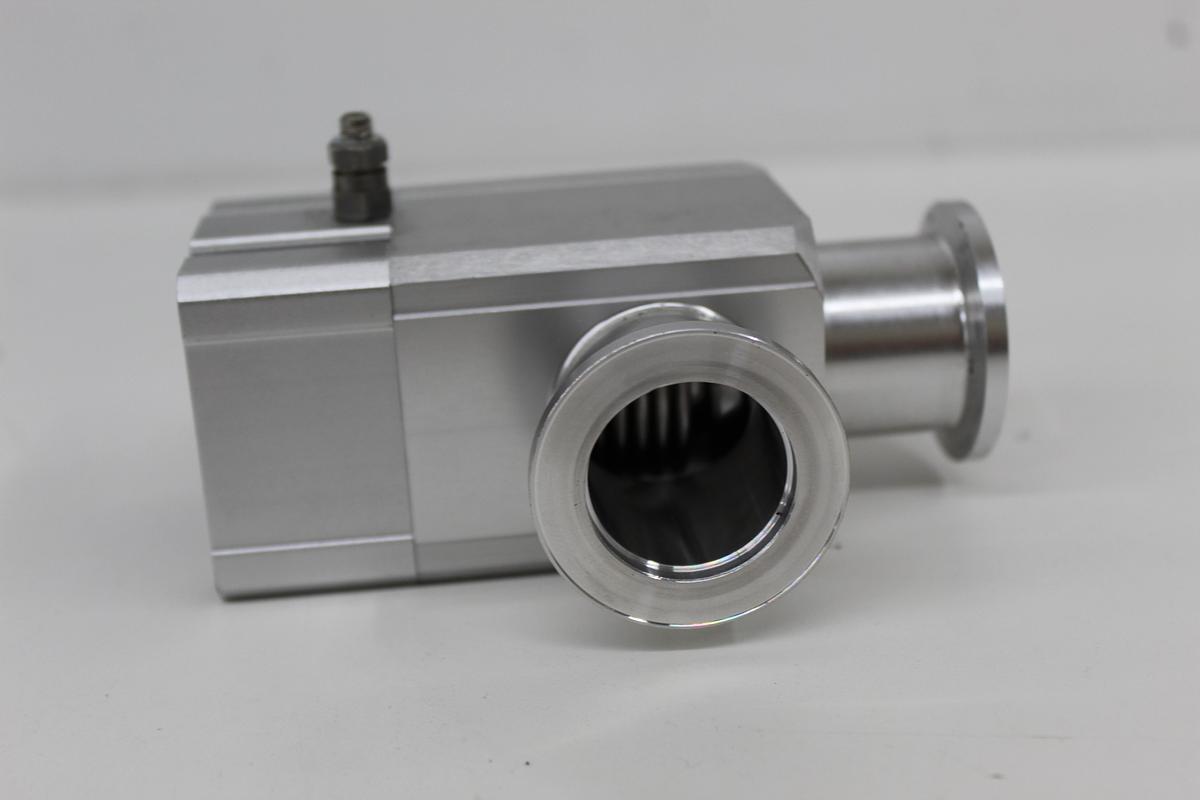 Used SMC XLA-25 CH3791/4/00 High Vacuum Pneumatic Angle Valve