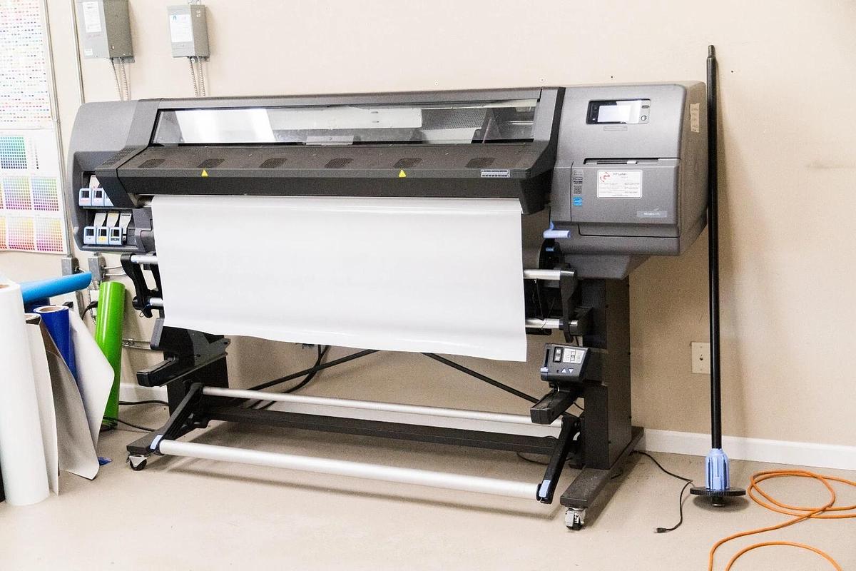 Used HP 315 Latex Printer With Extras - For Parts