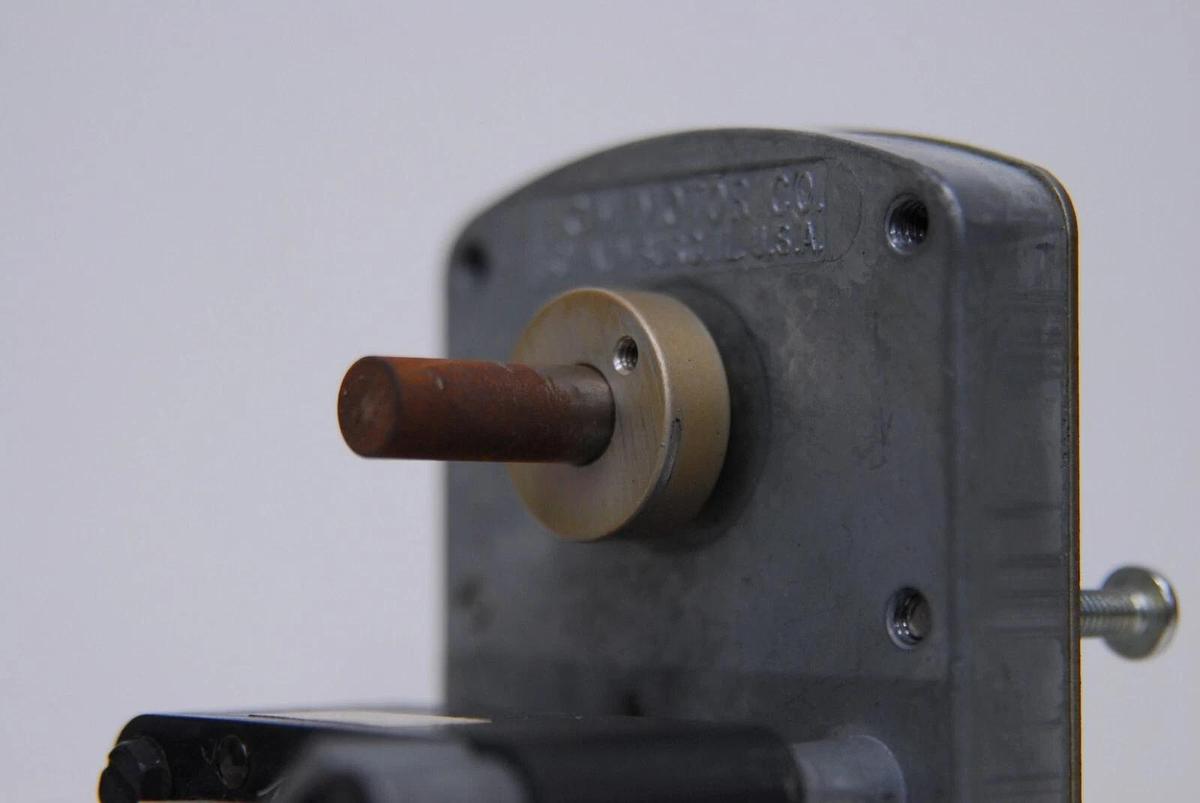 Used ECM Motor Co EMC-5767 Motor - 120V 50/60Hz