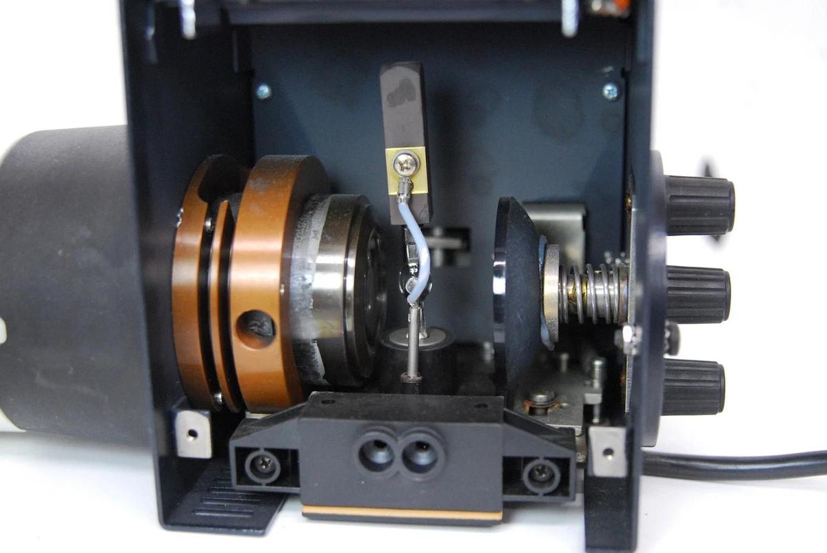 Used Leica 307-072.058 Hg 50W LH-106z Lamp Housing W/ DM IL Fluorescence Port Mount