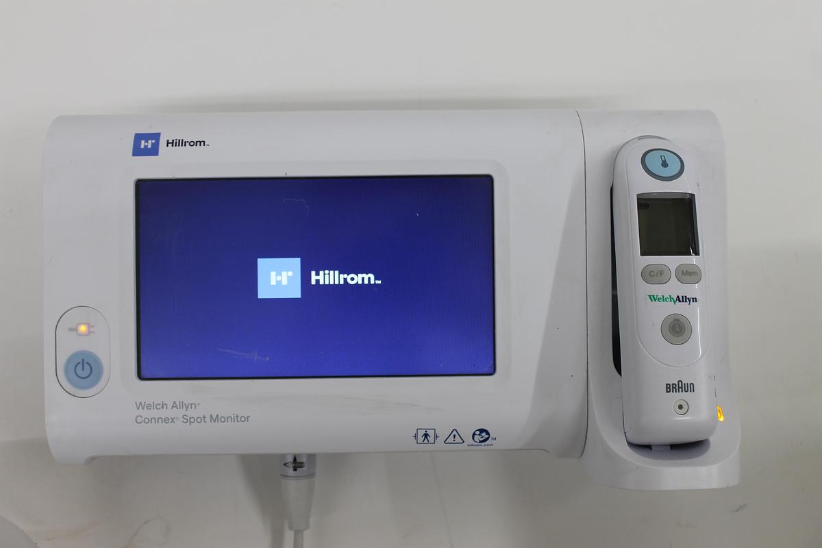 Used Welch Allyn Connex Spot Monitor #901058 w/ Temp Unit and Power Supply
