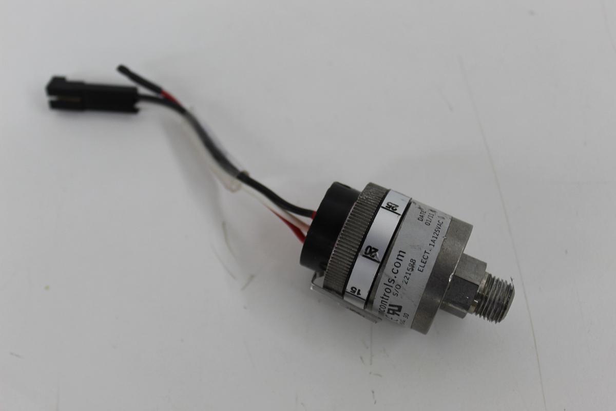 Used Whitman Controls P117G-3H-C12L-DIS Stainless Steel Pressure Switch