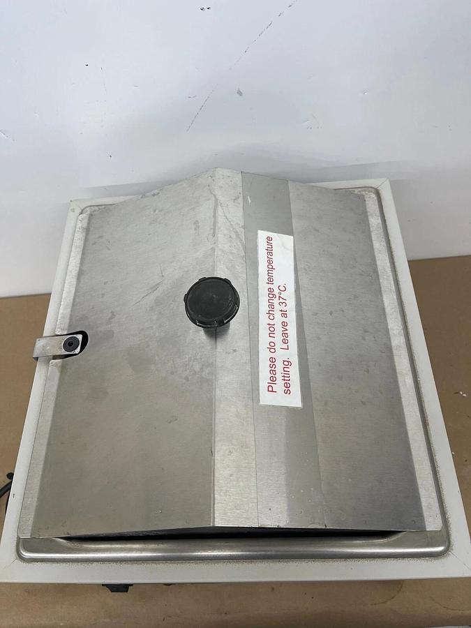 Used Barnstead Lab-Line Aquabath 18007