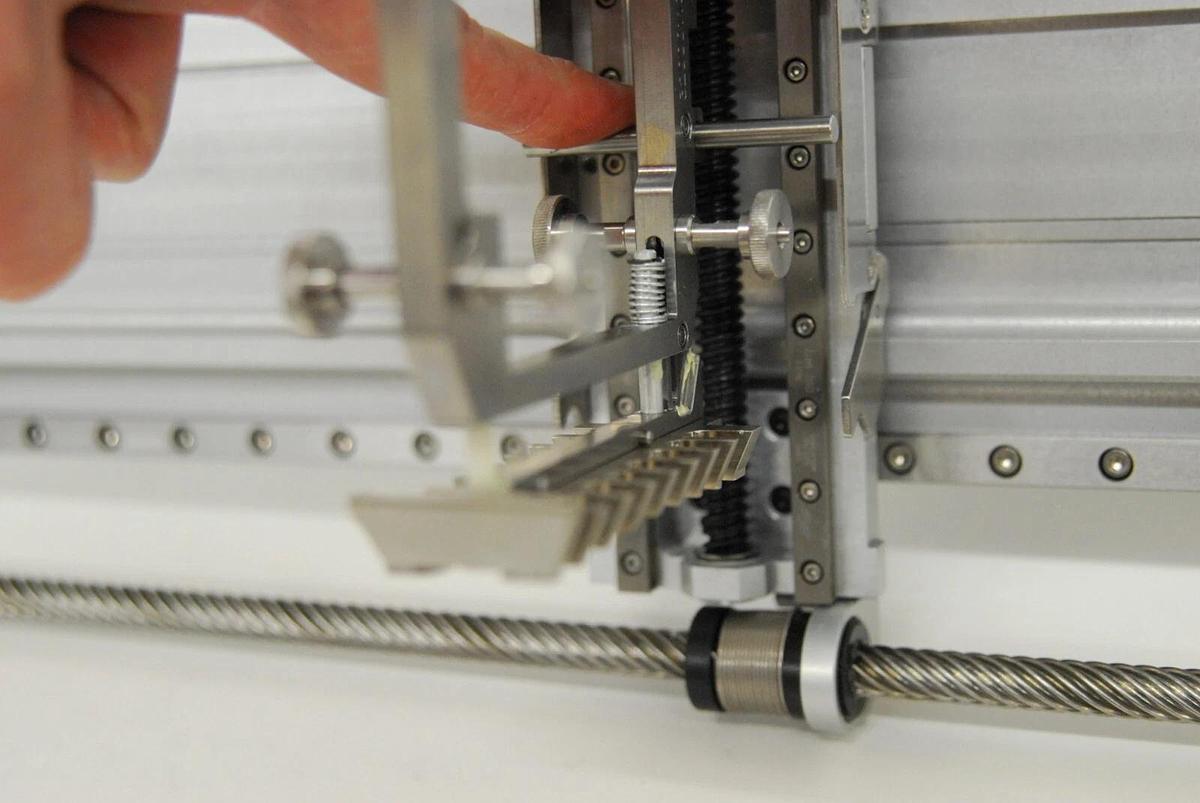 Used Gilson 32000009 Pipette Head Assembly (Pipetmax 268) W/ Rails, Tip Ejector Foot