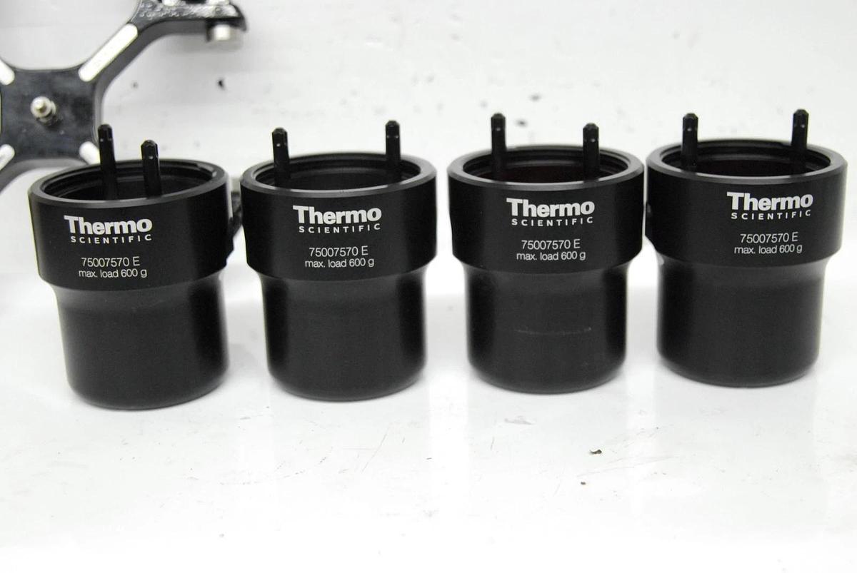 Used Fisher Scientific 3450 Rotor W/ 4x Thermo 75007570 E Buckets (accuSpin 1R)