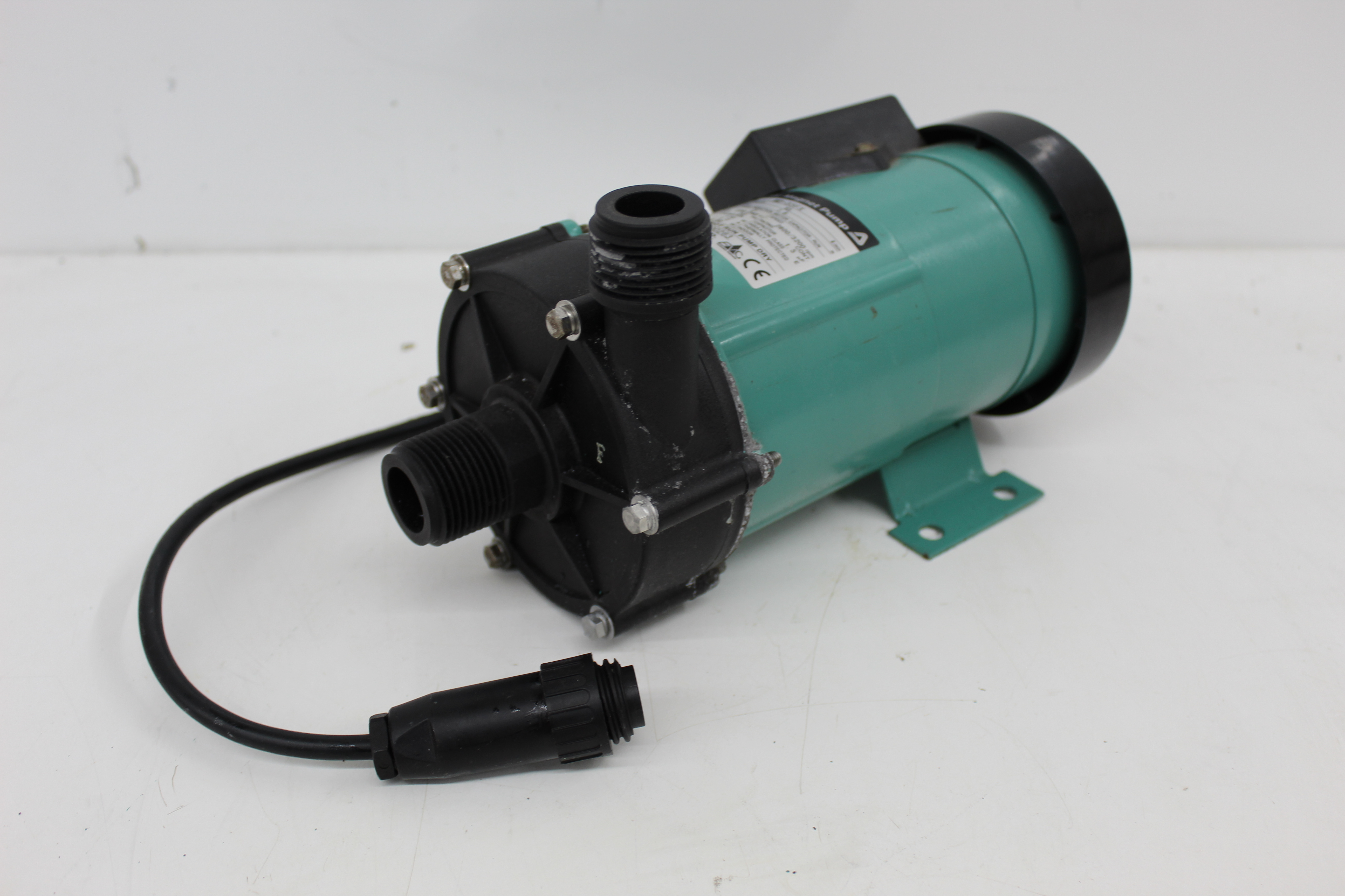 Used Iwaki MD-55FX Magnetic Drive Centrifugal Pump 220/240V