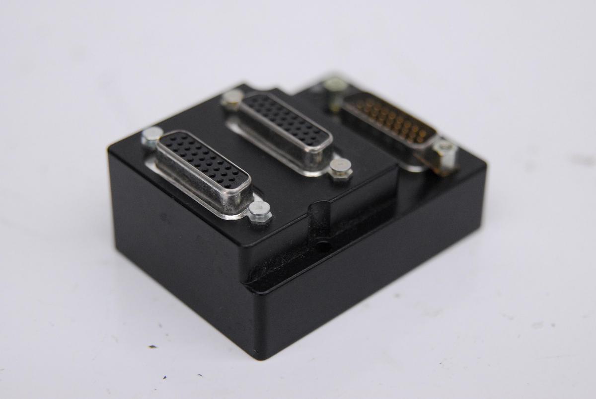 Used Renishaw A-9568-1704-01 DSi-QMM-08 Dual SiGNUM Readhead Encoder Interface 8MHz