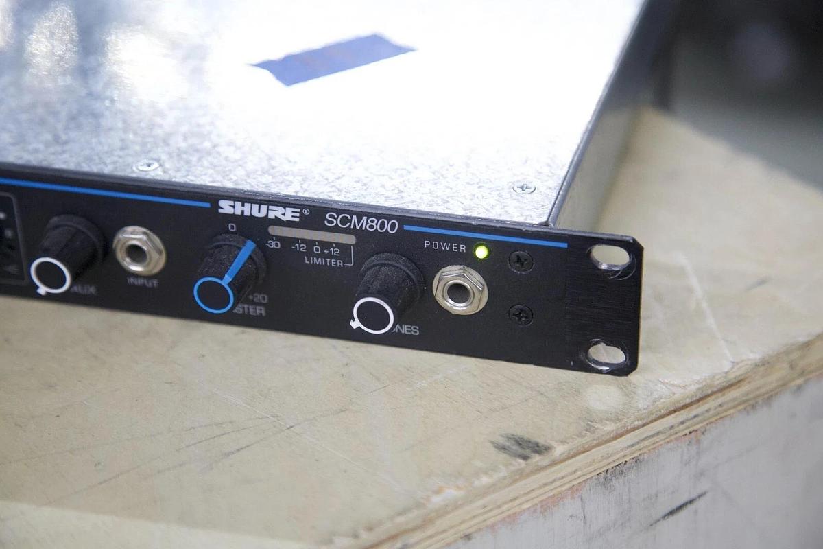 Used Shure SCM800 8-Channel Microphone Mixer