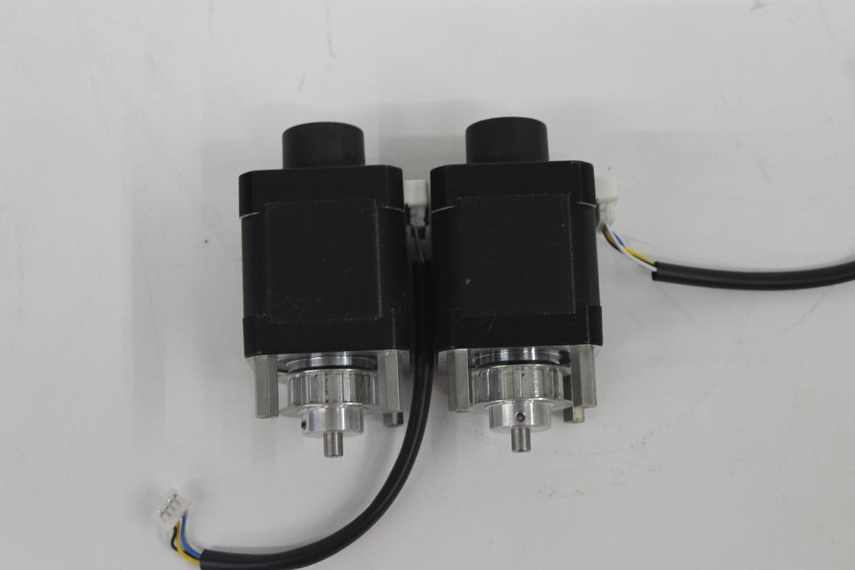 Used Nanotec ST4118L1206-KSTR-E1 Stepper Motor LOT OF 2