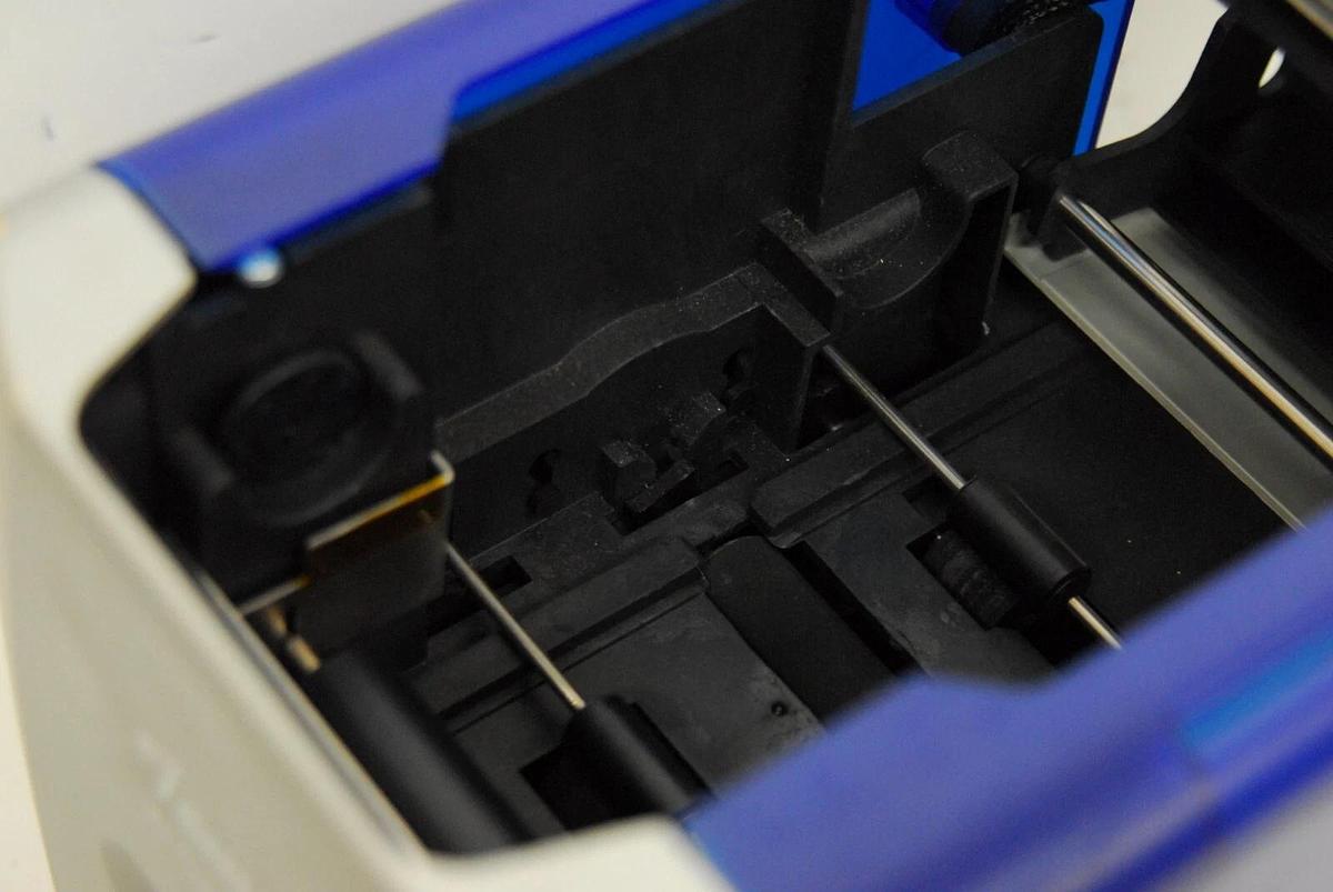 Used Tempo Magicard ID Card Printer M9006-907 - Read Description