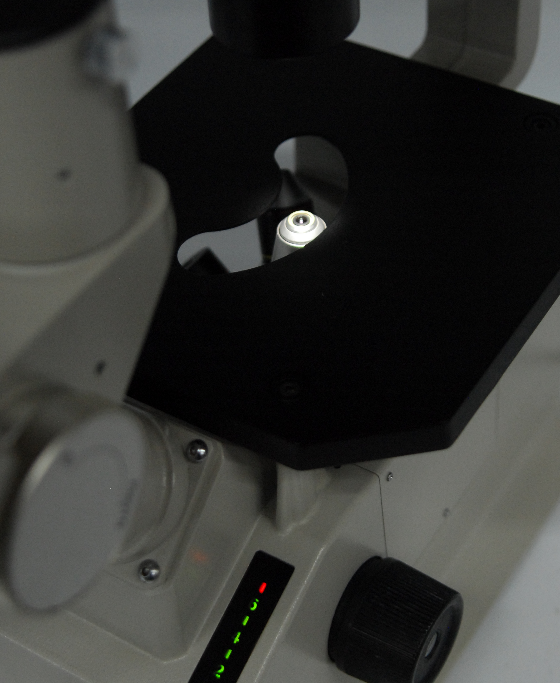 Used Nikon TMS-F Inverted Trinocular Microscope w/ Ph1 Ph2 4x 10x 40x Objectives