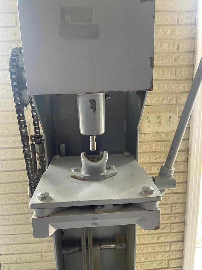 Used 1978 Grilliat-Jaeger Cork Boring Machine TYPE: BLC, No: 8402