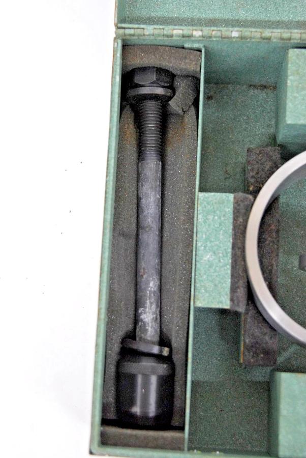 Used Morehouse 5000 LB Capacity Proving Ring W/ Case - Missing Rod