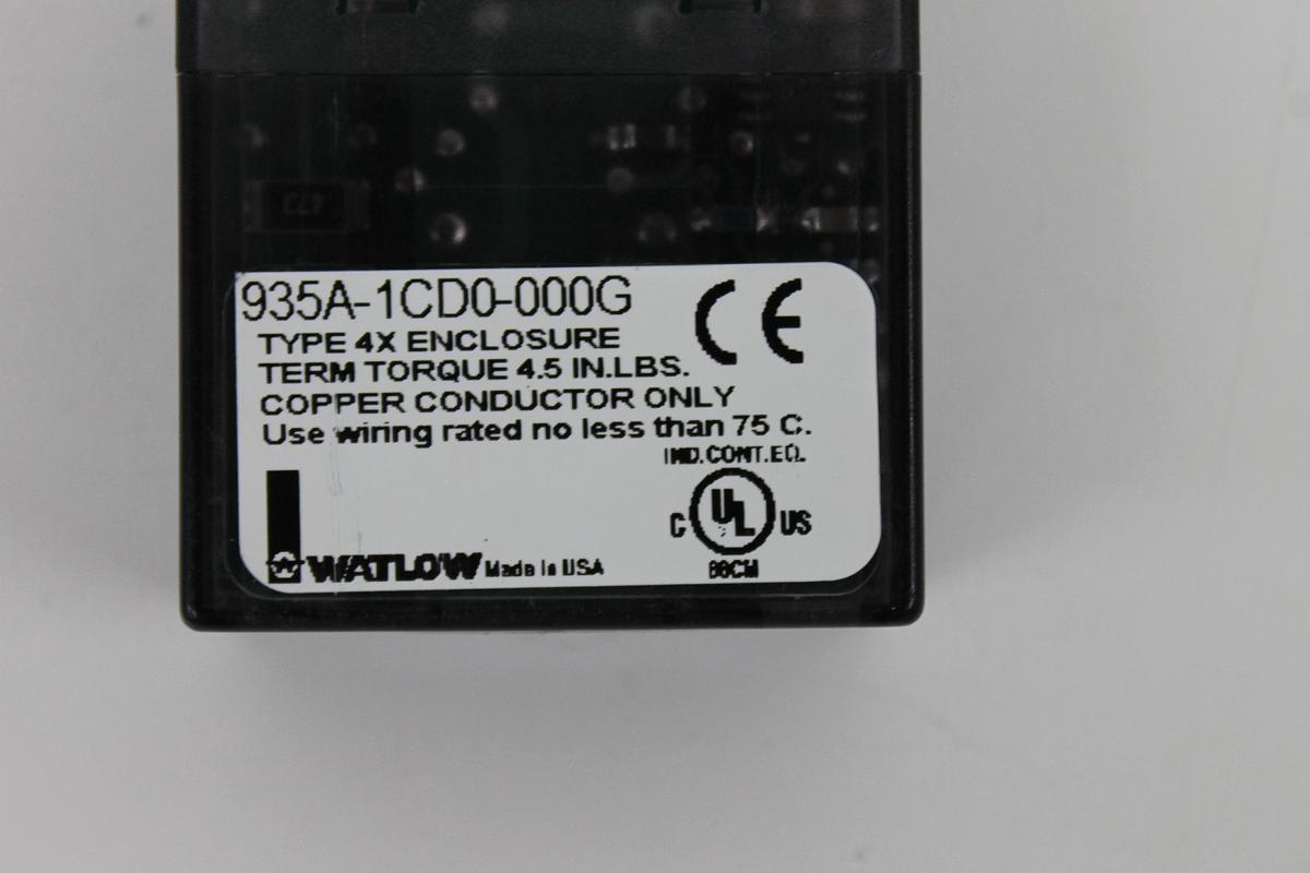 Used WATLOW 935A-1CD0-000G Temperature Controller