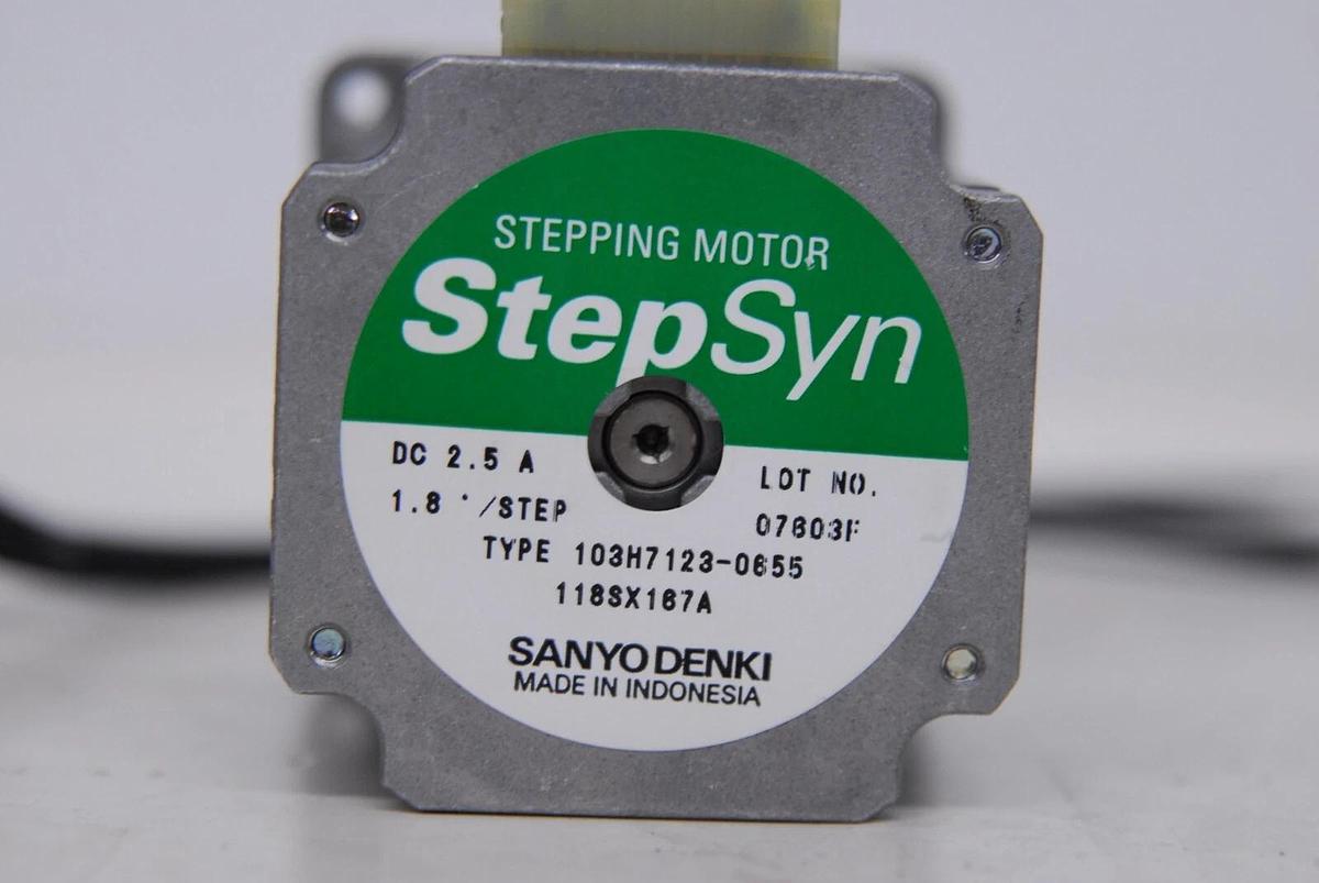 Used Sanyo Denki 103H7123-0655 Stepper Motor (FujiFilm LAS-3000)
