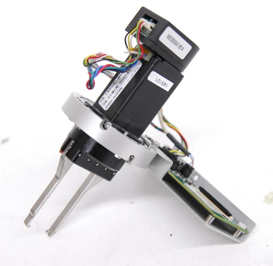 Used T2 Biosystems T2DX Analyzer - Gripper Assembly 71-00496