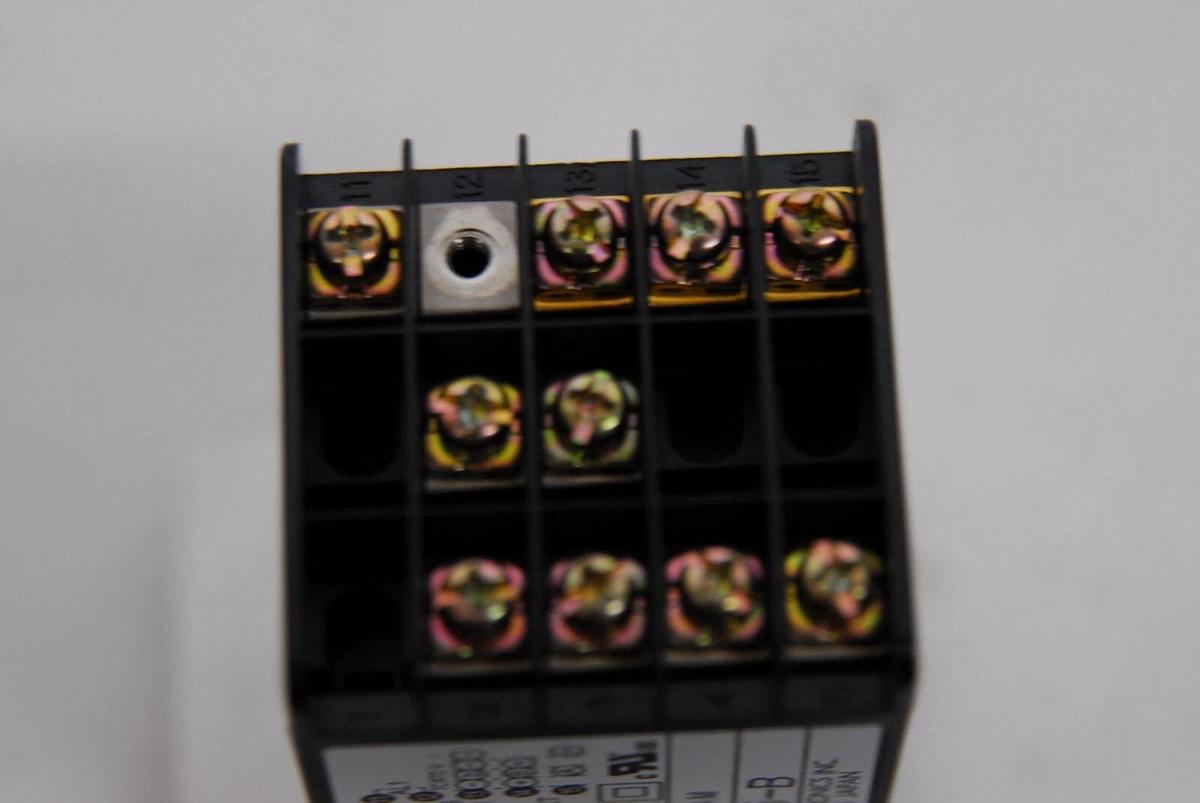 Used TOHO TTM-004 Digital Temperature Controller (QIAGEN BIOROBOT EZ1)