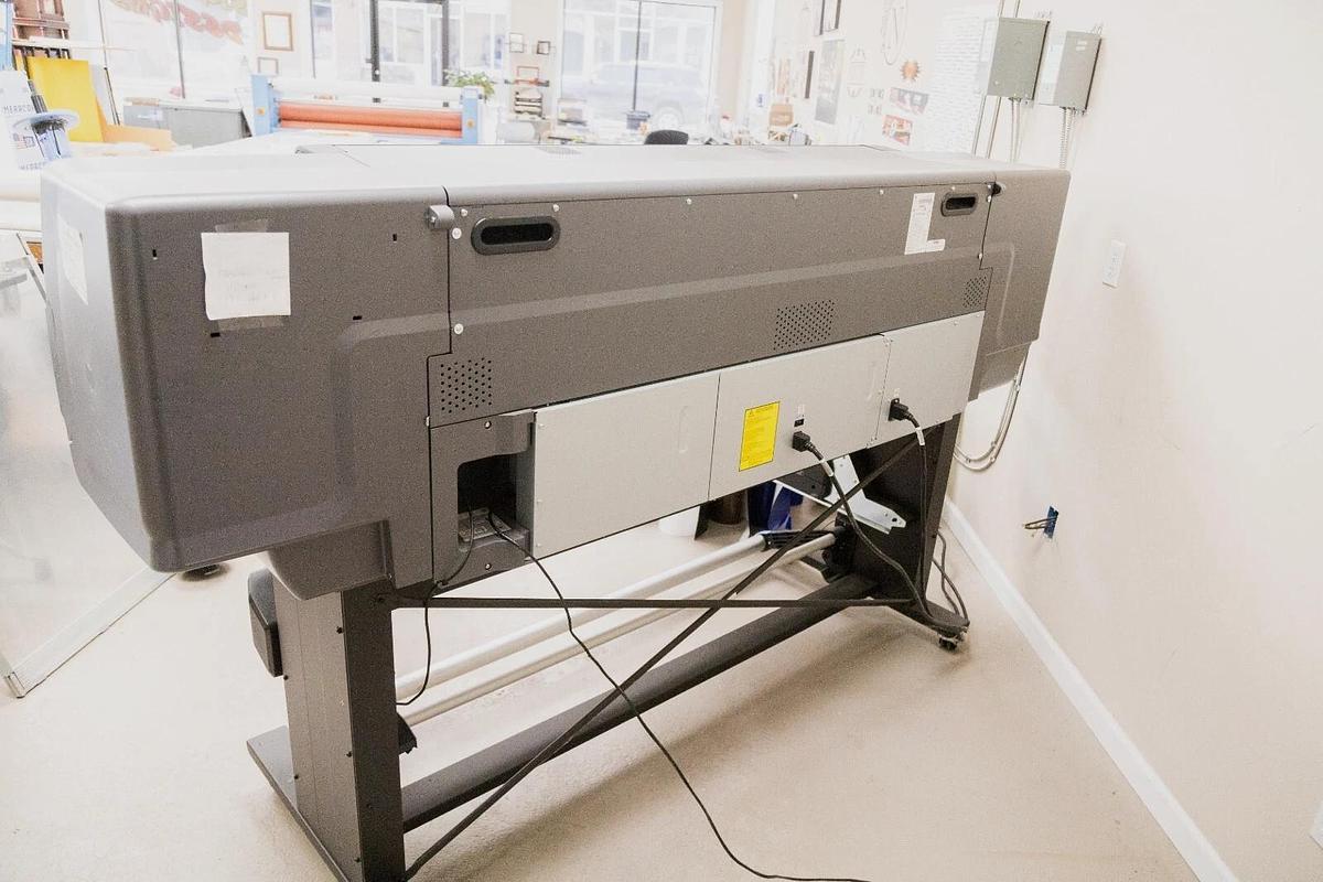 Used HP 315 Latex Printer With Extras - For Parts