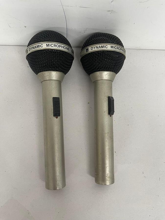 Used TOA DM-992 Low Imped. Balanced Dynamic Microphone Vintage - TESTED - Lot of 2 -