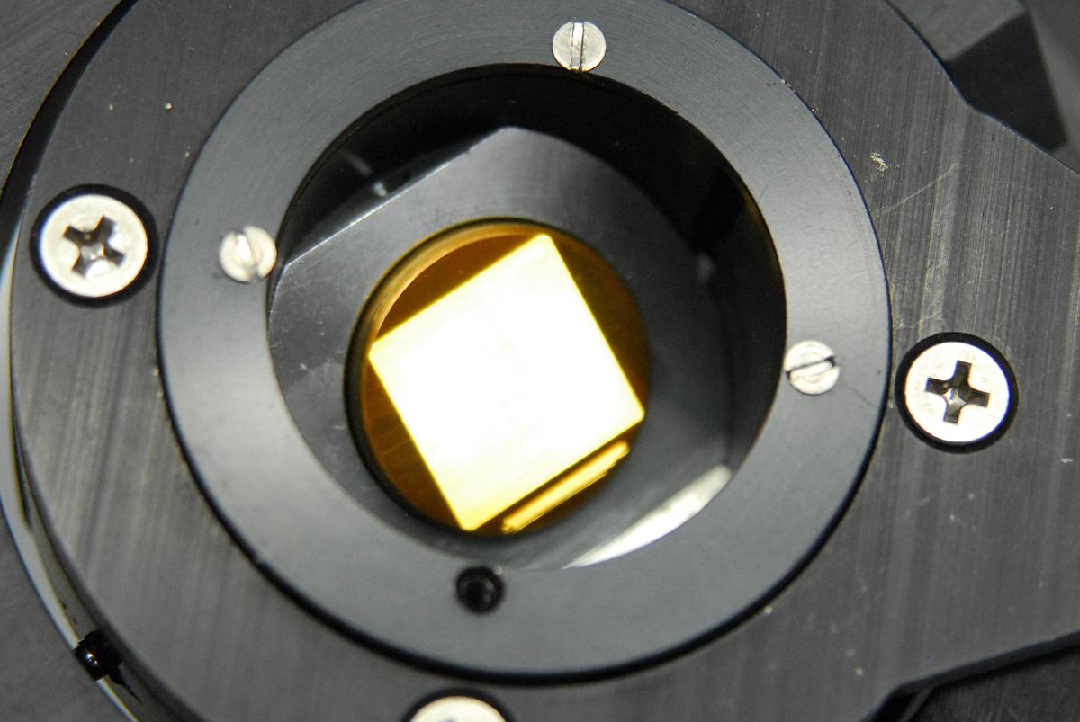 Used Diffraction Grating 2m, 1001/mm #3245 W/ Adjustable Mount