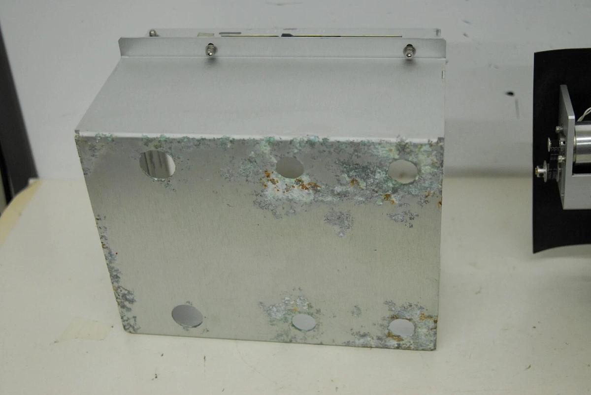 Used Becton Dickinson FACS Loader 02-61590-01 W/ Cover (FACSCalibur)