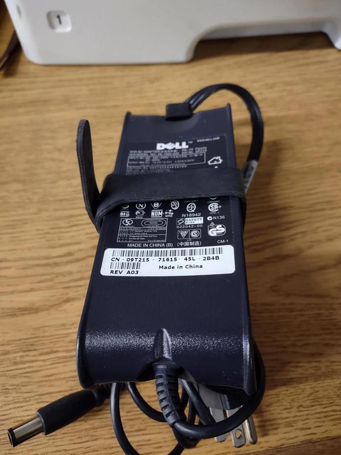 Used Dell AC Adapter PA-1900-02D 90 Watt