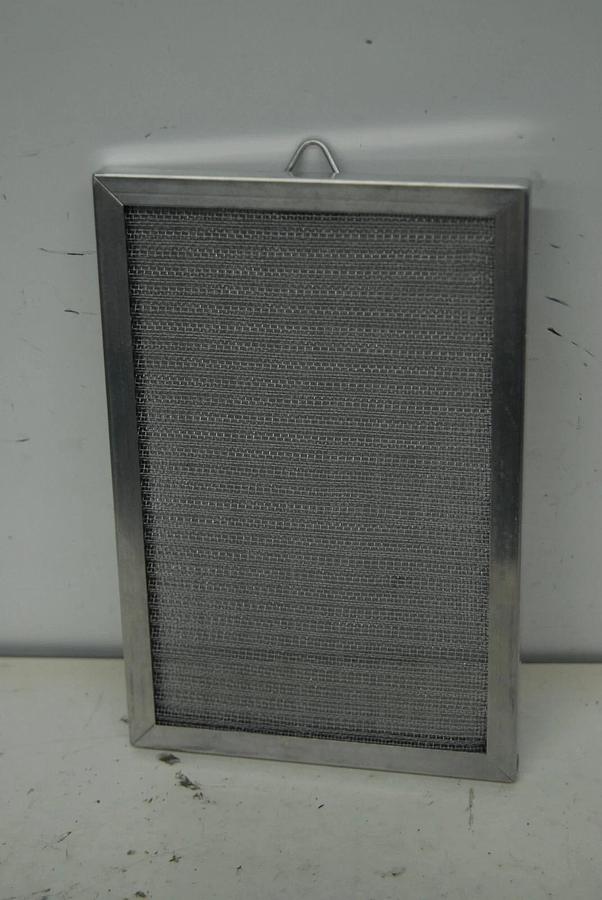 Used Metal Masters MM 9" x 6" x .5" Metal Air Filter