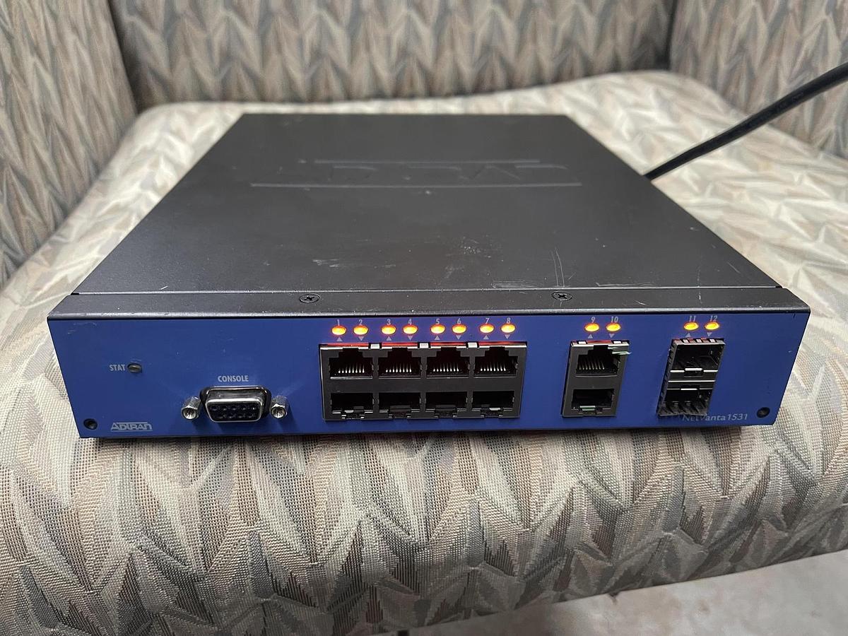 Used Adtran NetVanta 1531 Network Switch ( 1700570f1 ) 607565037313