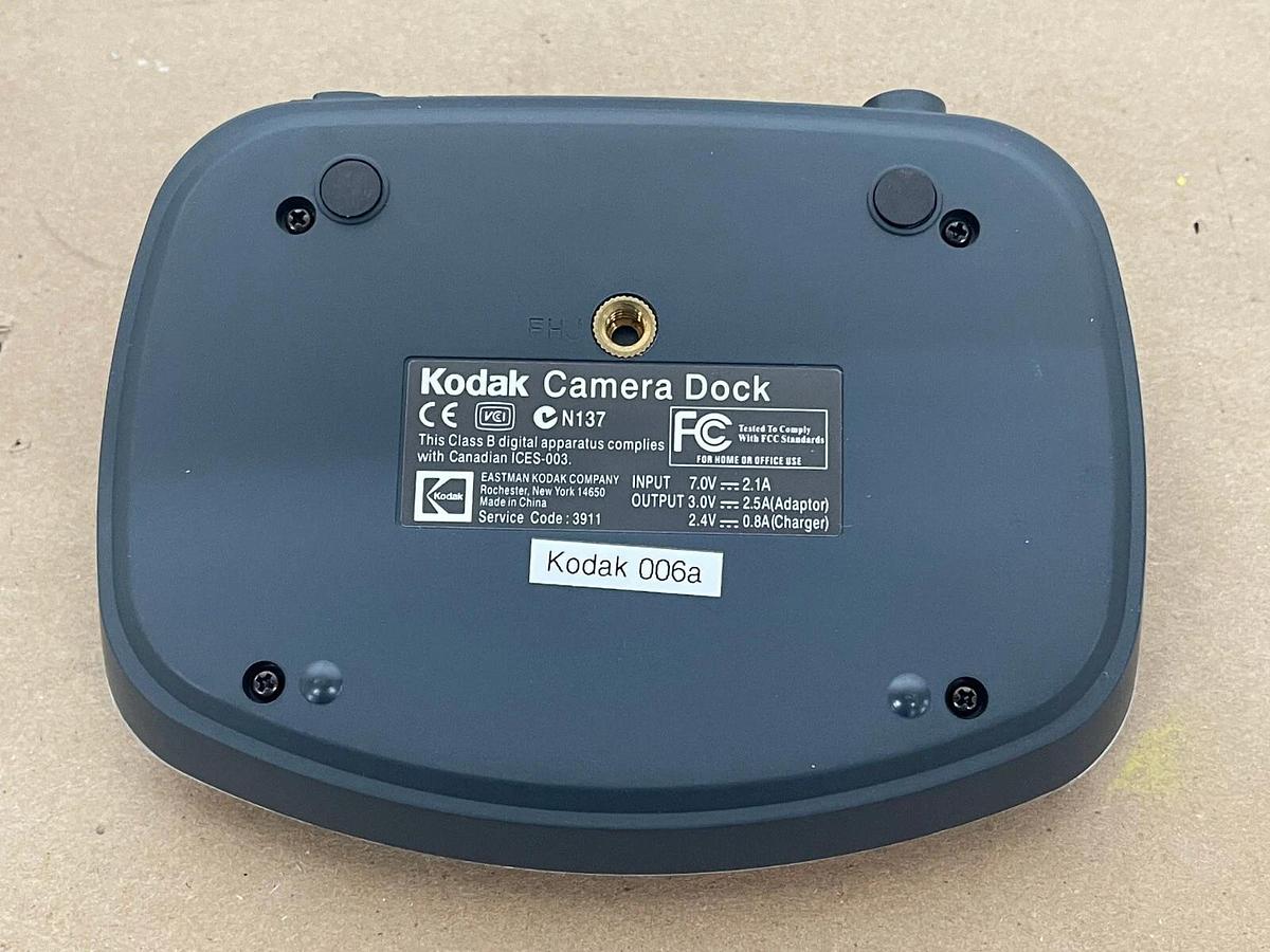 Used Kodak EasyShare DX3500 2.2MP Digital Camera W/ Dock and Accessories 41778356425